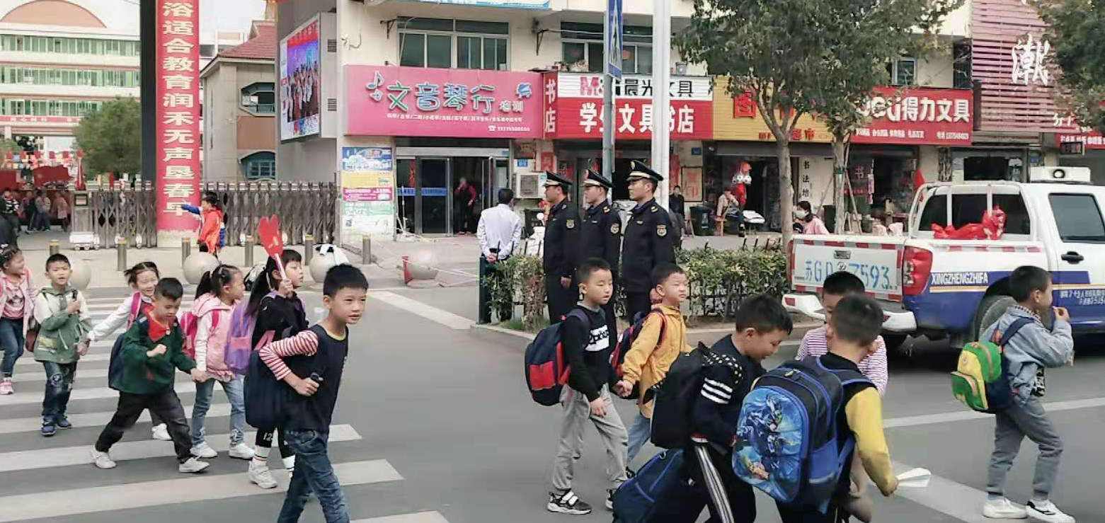 E53434A0BB2DD143D0DCE06C2A1A43E3_副本.jpg